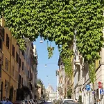 Apartman Cavour 1&2 *